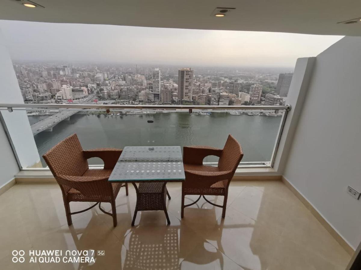 Отель Pyramids Nile Tower Каир Экстерьер фото