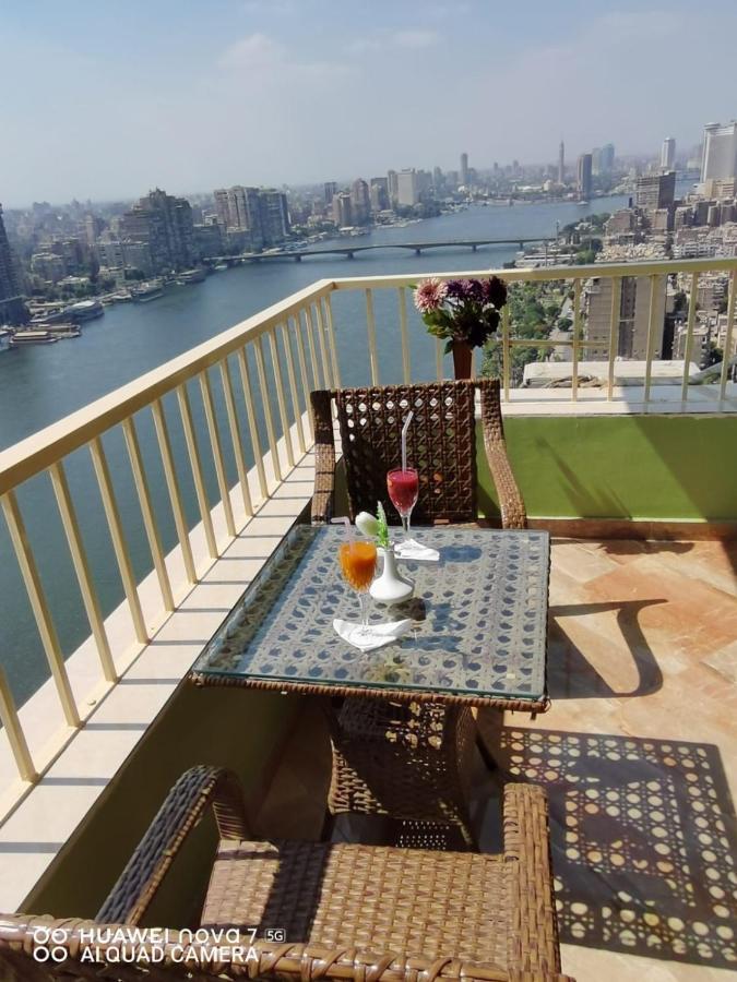 Отель Pyramids Nile Tower Каир Экстерьер фото