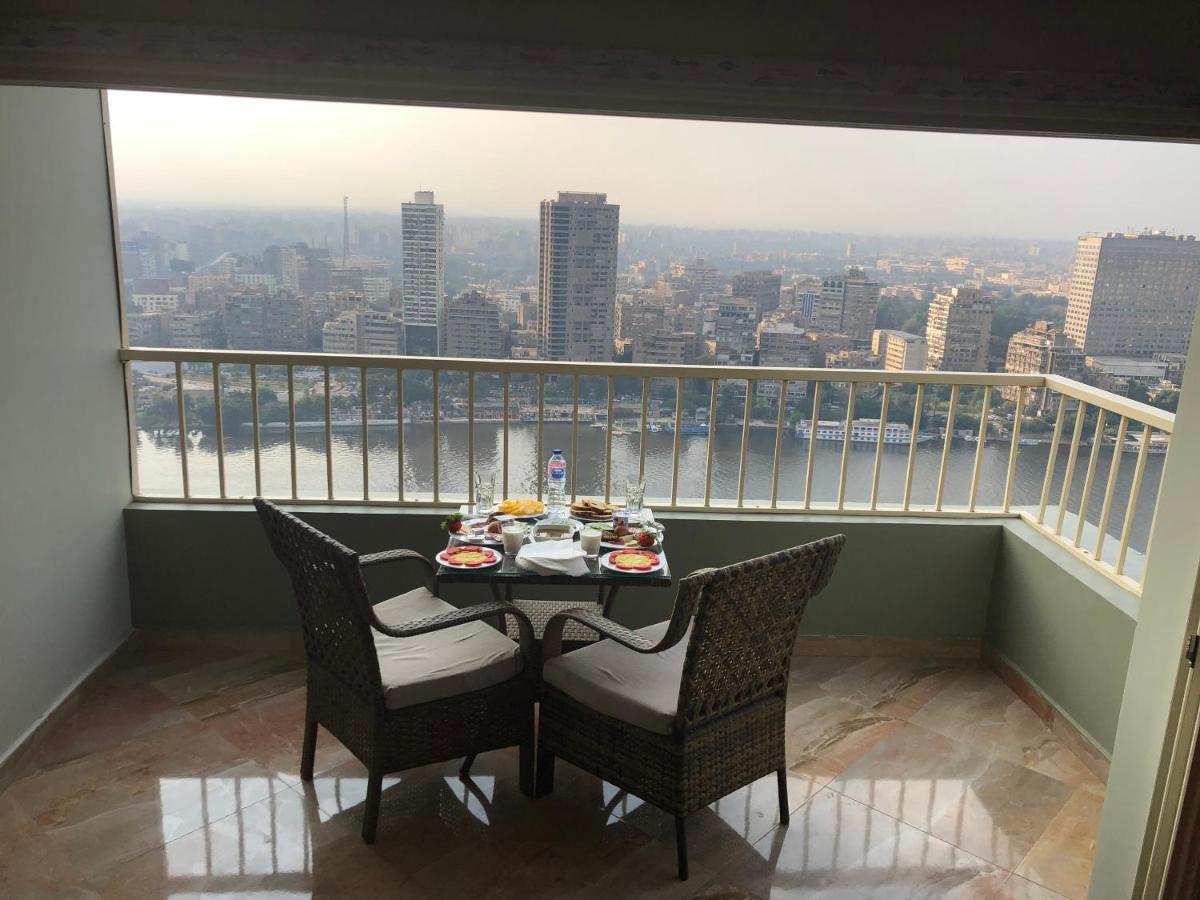 Отель Pyramids Nile Tower Каир Экстерьер фото