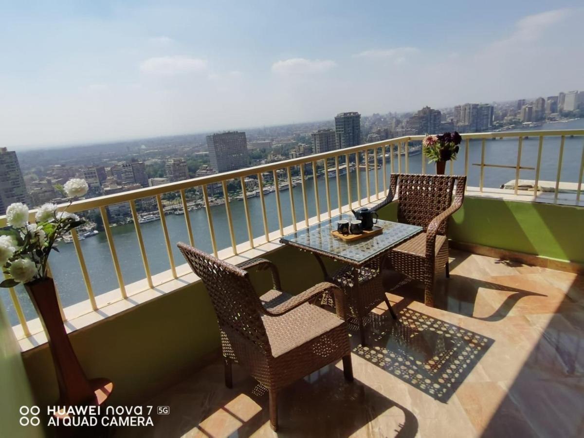 Отель Pyramids Nile Tower Каир Экстерьер фото