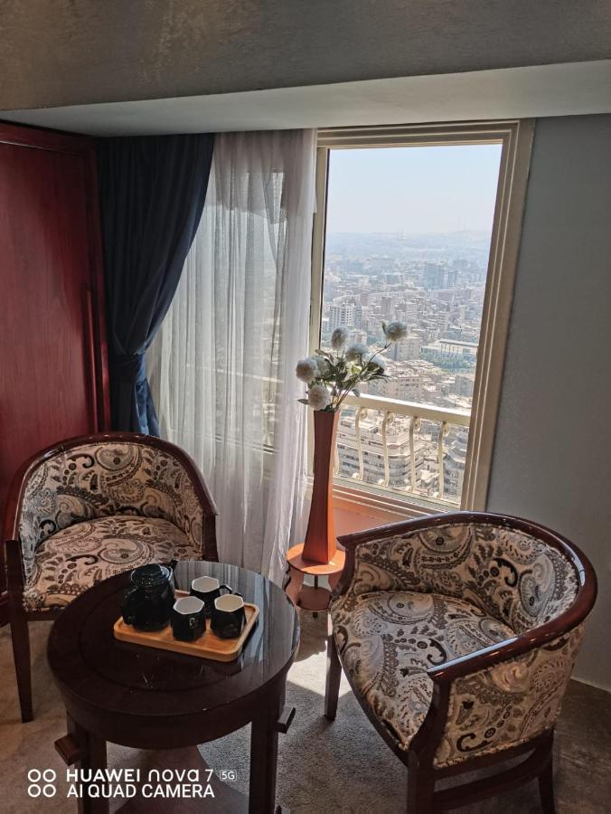 Отель Pyramids Nile Tower Каир Экстерьер фото